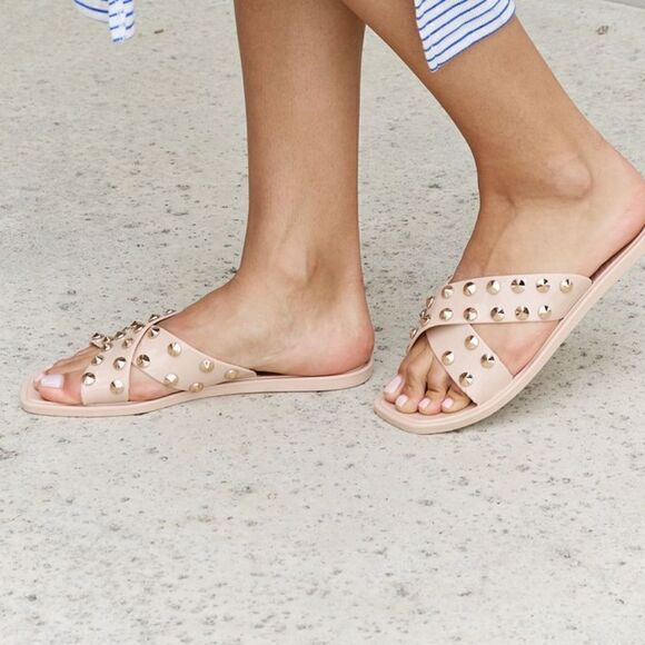 💲6️⃣ Bundled ✔️Studded Cross Strap Slide Sandal sz 7 sz 8.5 - Picture 3 of 11
